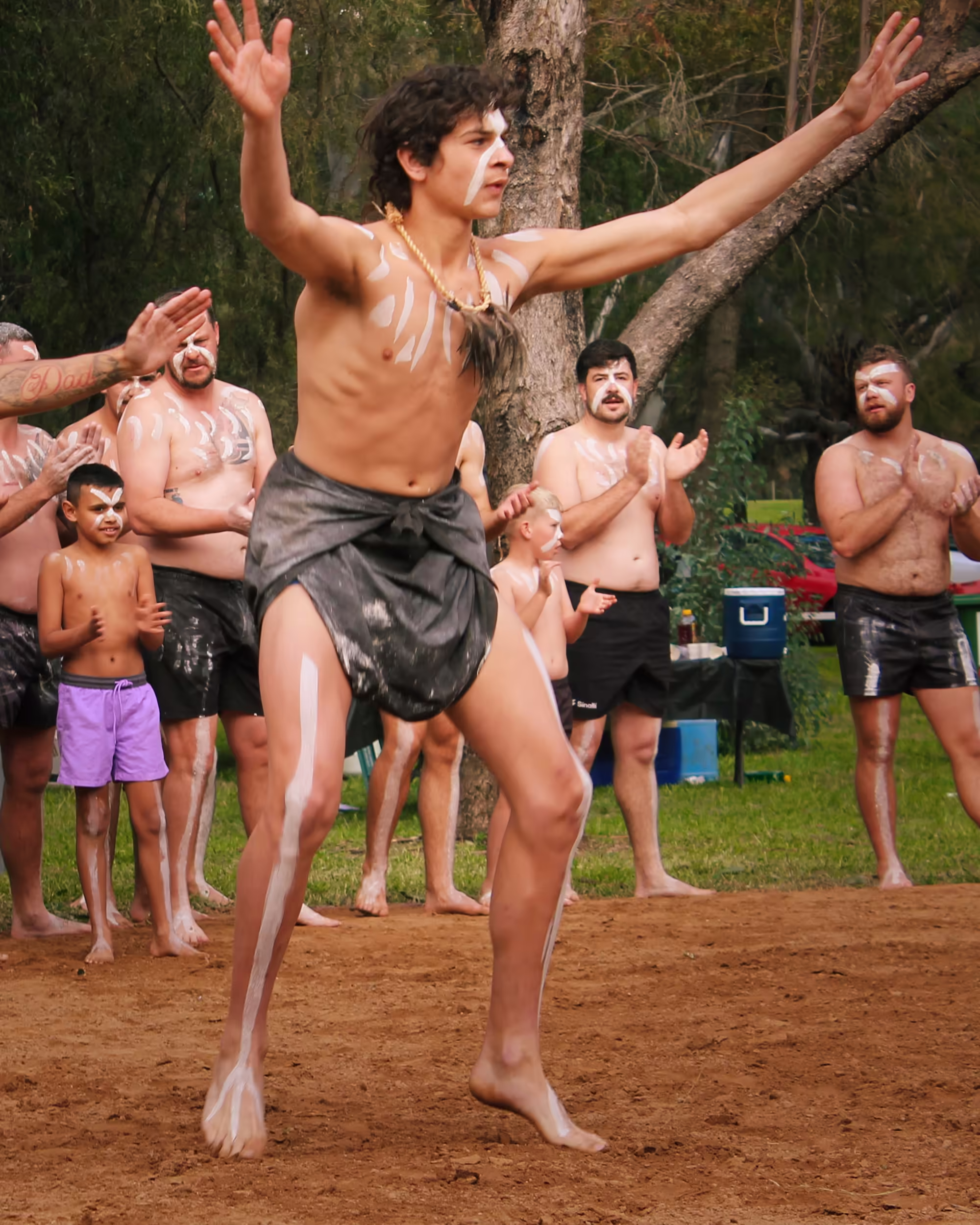 Traditional Aboriginal dance ceremony with Dinawan's Connection